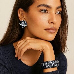 Vintage 1950s Weiss Enamel Rhinestone Clamper Bracelet Clip-On Earrings Set Flaw